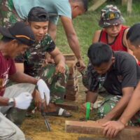 Dari Tering Lama untuk Masa Depan, TNI dan Warga Satukan Tenaga Bangun Sumber Air