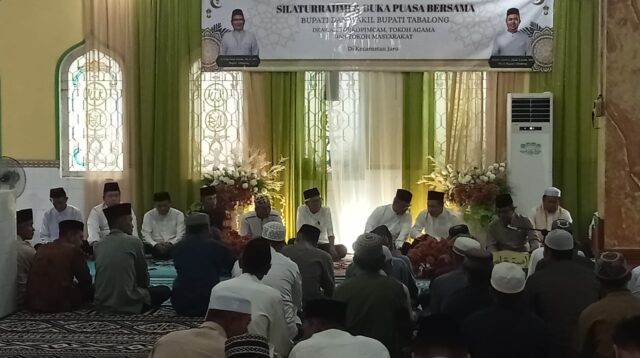 Danramil 1008-01/Muara Uya–Jaro Hadiri Safari Ramadhan dan Buka Puasa Bersama Bupati Tabalong di Desa Solan
