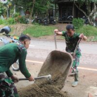 Satgas TMMD ke-127 Kodim 1008/Tabalong Tetap Semangat Rehab Rumah Ibadah di Tengah Puasa Ramadhan
