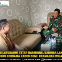 foto website (31) Jaga Silaturahmi Tetap Harmonis, Babinsa Lakukan Komsos Bersama Kades Demi Keamanan Wilayah