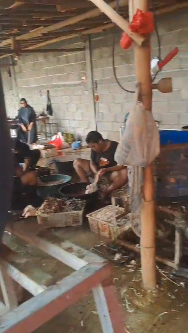Warga Kanigaran Resah Bau Limbah Pemotongan Bebek, Aktivitas Diduga Tanpa Izin Masih Beroperasi