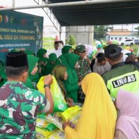 Secara Serentak dan Tersebar, Jajaran TNI Kodim Bojonegoro Gelar Bazar Murah dan Takjil Ramadan