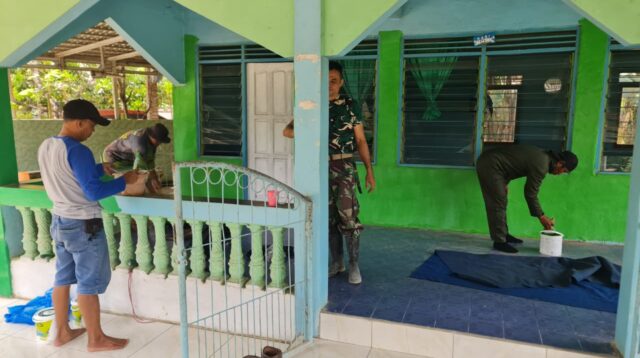 Jelang Penutupan TMMD ke-127, Rehab Langgar Nurul Iman Desa Barimbun Tinggal Finishing