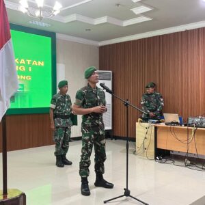 Dandim 1008/Tabalong Resmi Melepas Personel Cuti Lebaran, Berikan Pesan Keamanan dan Bingkisan