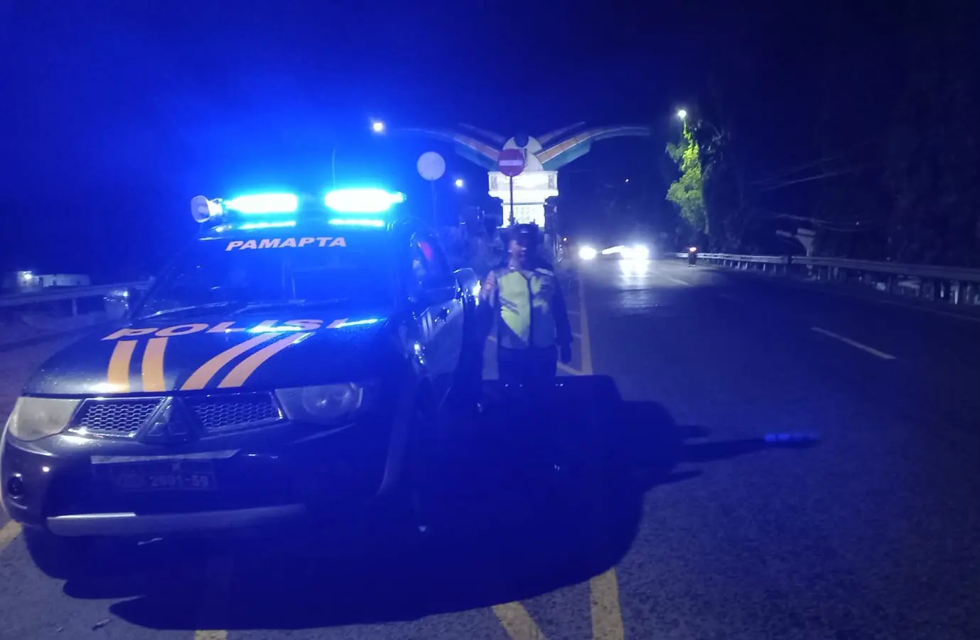 Polsek Widang Patroli Arus Balik Lebaran dan Pantau Distribusi BBM