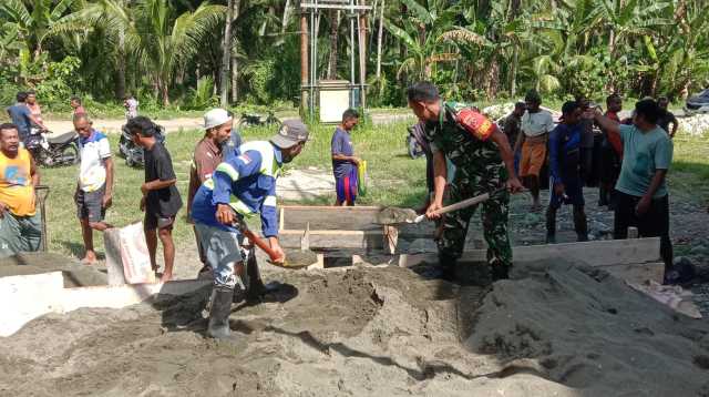Semangat Gotong Royong, Babinsa Koramil 1505-02/Wasile dan Warga Bangun Gereja