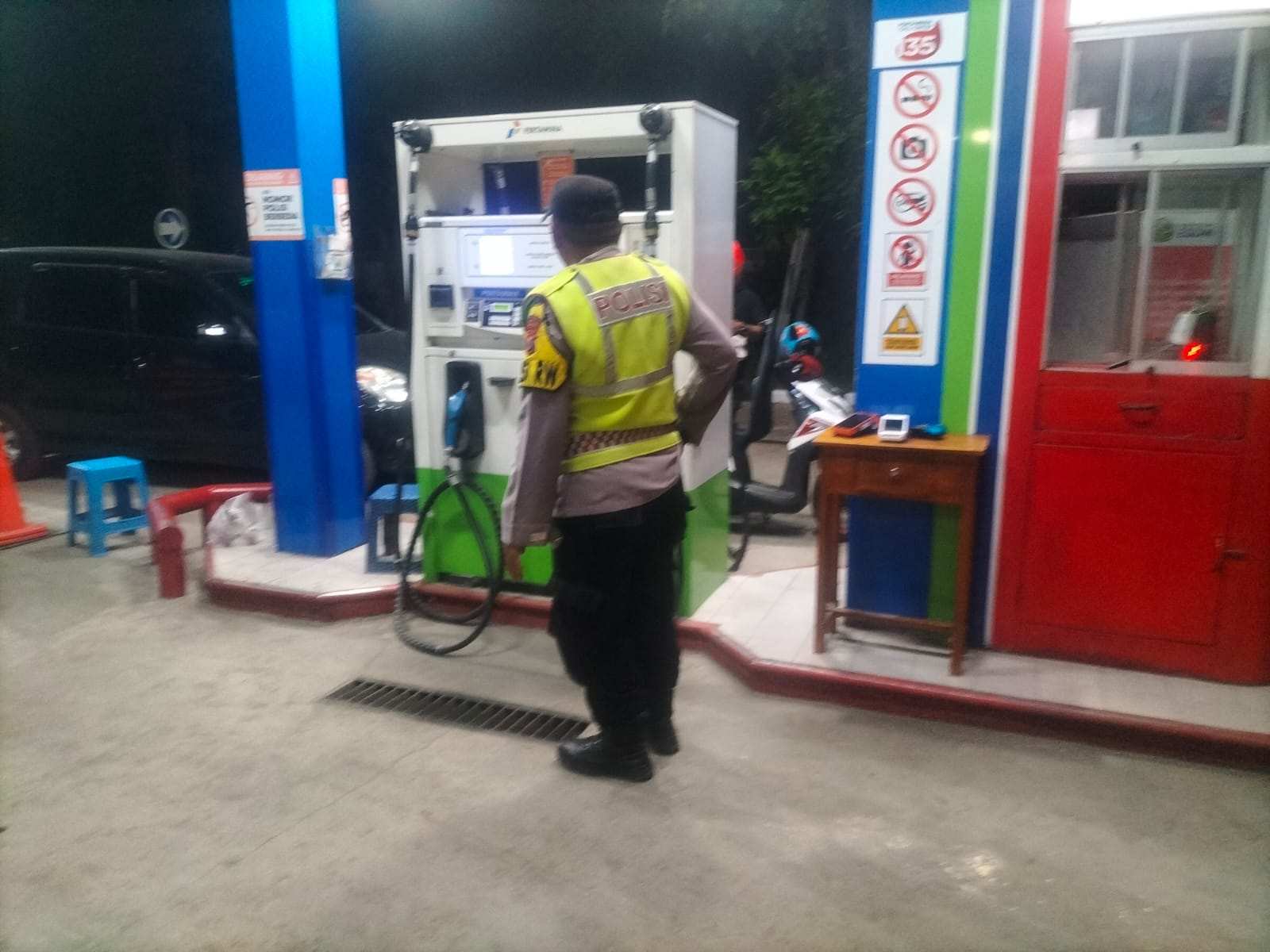 Polsek Widang Patroli SPBU, Pastikan Ketersediaan BBM