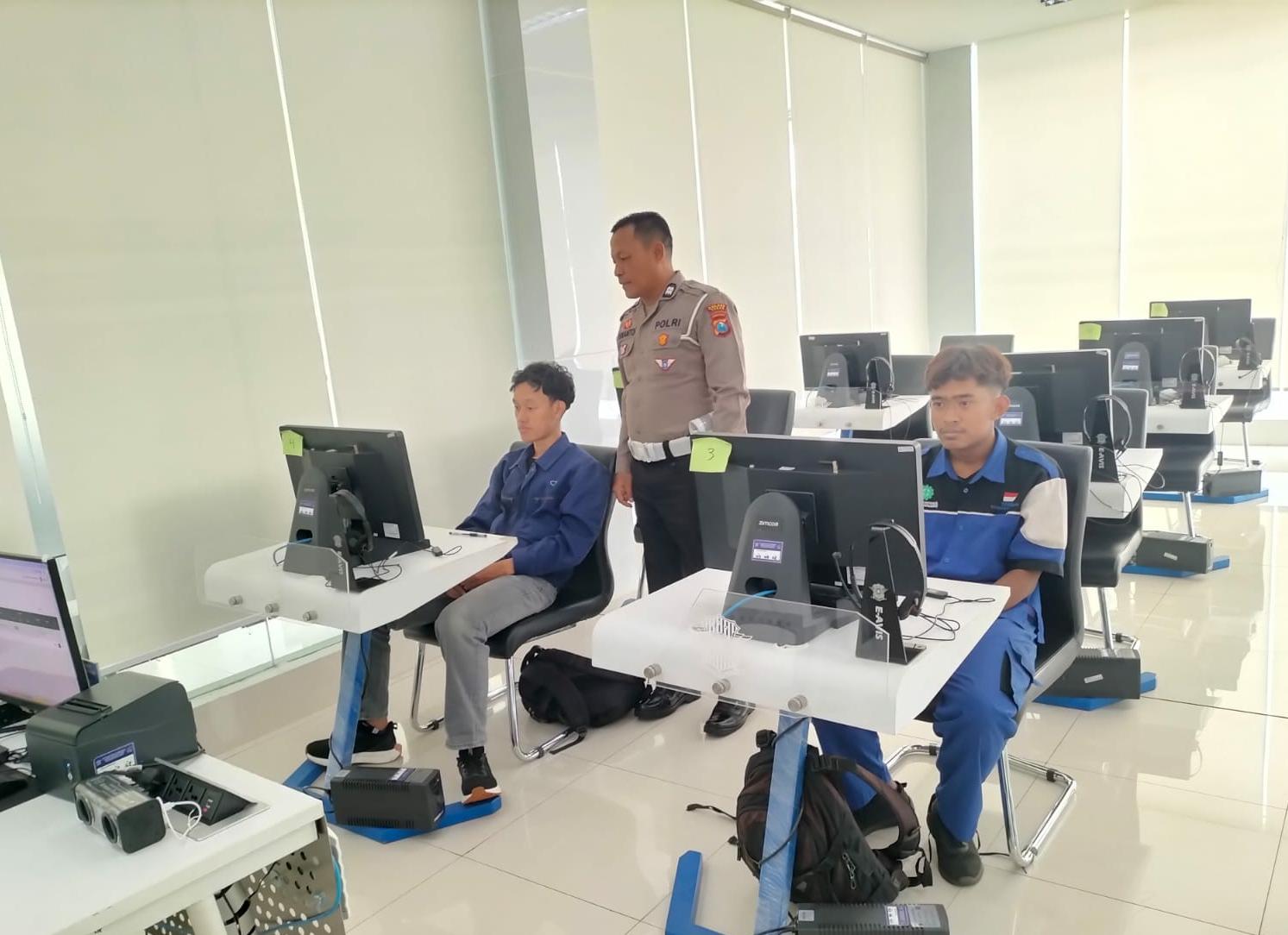 IMG-20260331-WA0003 Satlantas Tuban Perkuat Edukasi Lalu Lintas Lewat Polantas Menyapa