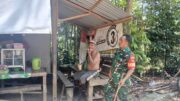 Babinsa Dekat dengan Rakyat, Sertu Solikin Jalin Komsos Bersama Warga Desa Sei Buluh