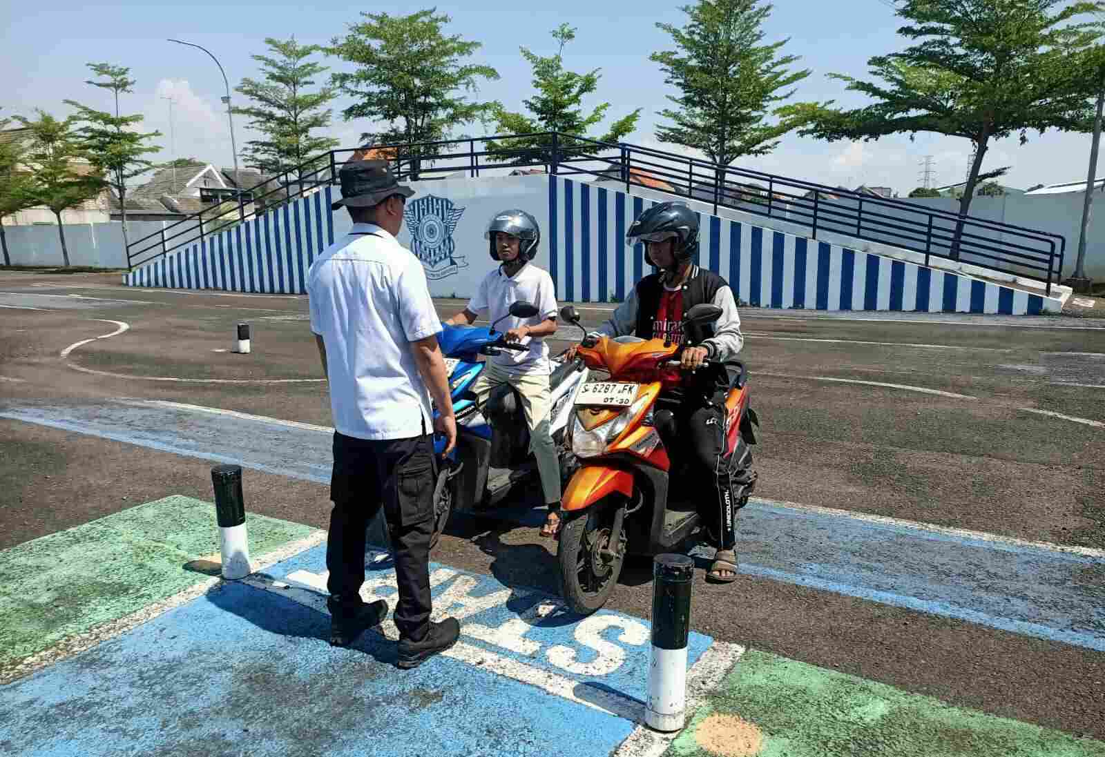 Warga Tuban Puas: Polantas Menyapa, Urusan STNK & SIM Jadi Cepat & Mudah