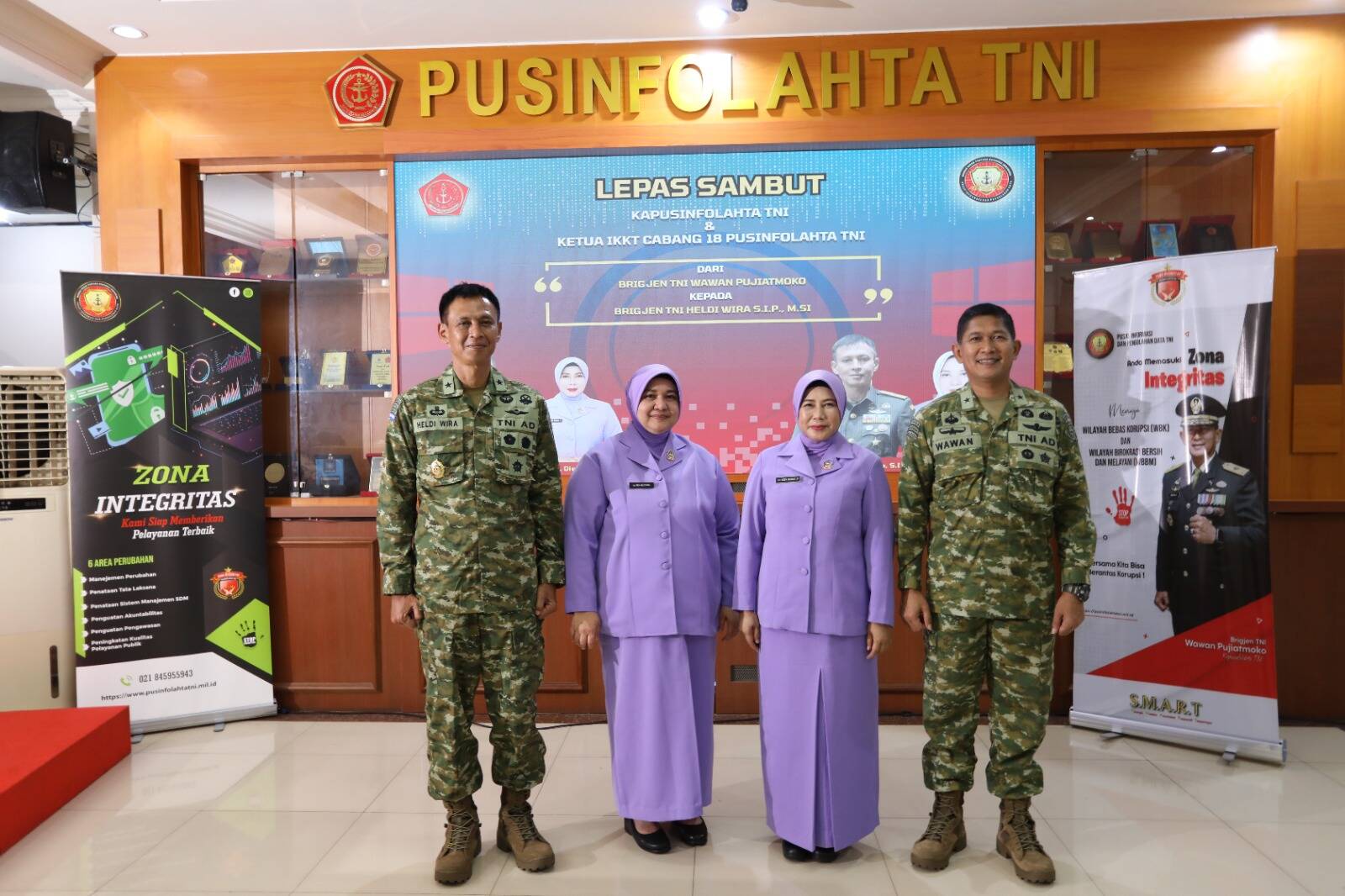 WhatsApp Image 2026-05-22 at 17.15.36 (1) Tongkat Estafet Kepemimpinan Pusinfolahta TNI Resmi Berganti