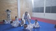 Melalui Karate, Babinsa Koramil 1002-06/Barabai Bentuk Generasi Disiplin dan Tangguh