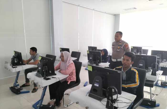 IMG-20260610-WA0019 Polantas Tuban Sapa Warga: Diskusi Santai Tentang BPKB, STNK, dan SIM di Lapangan