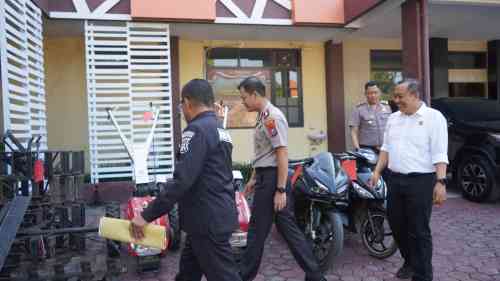 IMG-20260615-WA0427 Dua Pelaku Pencurian Traktor di Gudang DKP3 Kota Probolinggo Ditangkap, Polisi Amankan Barang Bukti Lengkap