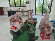 Aksi Kemanusiaan Babinsa Hulu Sungai Tengah, Bantu Pasien dengan Donor Darah