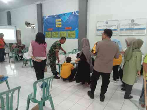 Penyandang Disabilitas Didorong Jadi Pelaku Usaha, Koramil Kanigaran Dampingi Program Pelatihan Kreatif