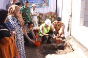 Kapolres Probolinggo Kota Letakkan Batu Pertama Bedah Rumah Warga Tongas, Wujud Kepedulian HUT Bhayangkara ke-80