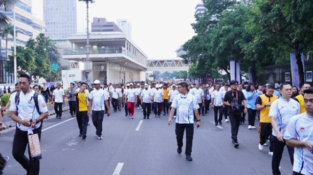 Panglima TNI Hadiri Olahraga Bersama Hari Bhayangkara ke-80, Perkuat Soliditas TNI-Polri