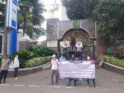 Demo di Kejagung, Mahasiswa Indonesia Timur Serahkan Laporan Dugaan Korupsi