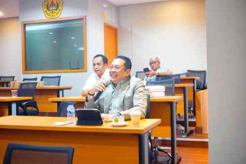 IMG-20260704-WA0029 Beri Kuliah Program Doktor Ilmu Hukum, Bamsoet Tegaskan Korporasi Bisa Dipidana, Reformasi KUHP Perkuat Akuntabilitas Dunia Usaha