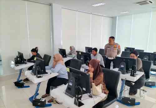 IMG-20260706-WA0006 Polantas Tuban Hadir di Tengah Warga, Layanan SIM, STNK, dan BPKB Diserbu Masyarakat