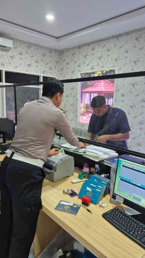 Polantas Tuban Jemput Bola, Pengendara Kini Lebih Mudah Konsultasi SIM, STNK, dan BPKB