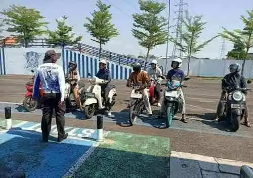 Polantas Tuban Hadirkan Layanan Jemput Bola, Konsultasi SIM, STNK dan BPKB Diserbu Warga