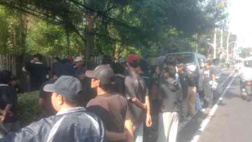 Gerakan Mahasiswa & Pemuda Anti Korupsi Gelar Aksi Damai di Dua Institusi Penegak Hukum