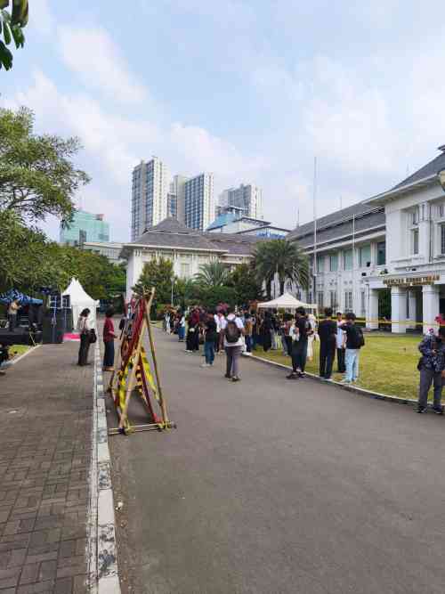 BEM UI Satukan Mahasiswa Lintas Kampus dalam Mimbar Bebas Salemba Berseru