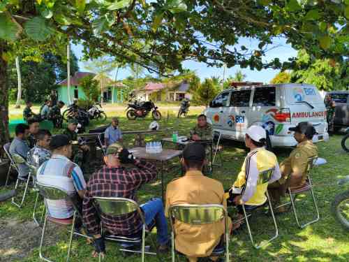 Dandim 1505/Tidore Bahas Mekanisme Pekerjaan Fisik TMMD Ke-129 Bersama Kepala Desa