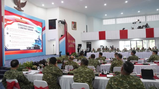 Panglima TNI Pimpin Pengesahan Doktrin "Perisai Trisula Nusantara", Tegaskan Adaptasi TNI Hadapi Perang Modern