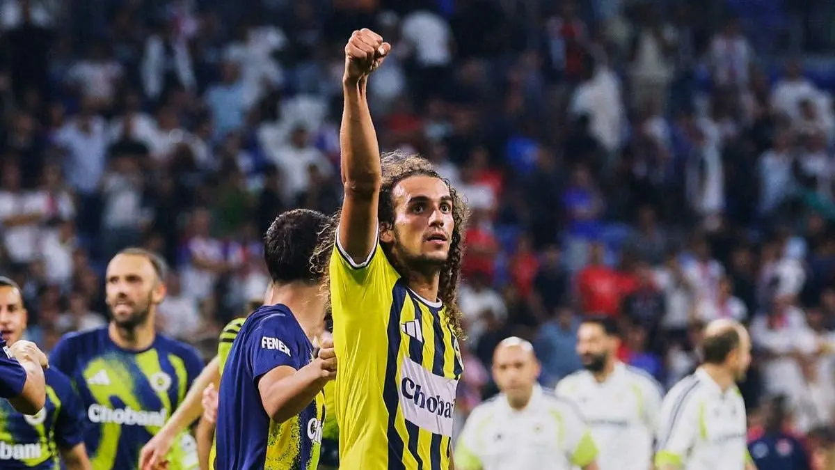Insiden Selebrasi Guendouzi yang Memicu Keributan di Lyon