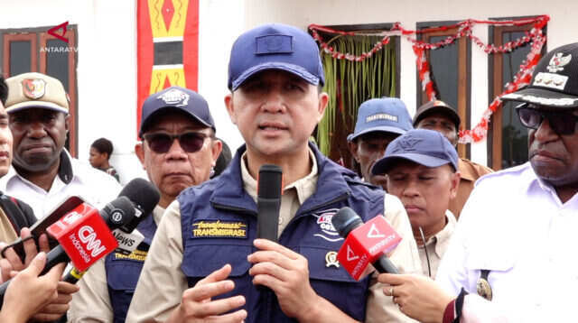 Pengembangan Potensi Ekonomi dan Pariwisata Teluk Wondama