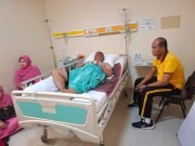 KAPOLSEK WIDANG BERSAMA KETUA RANTING KUNJUNGI KE ANGGOTA YANG SAKIT