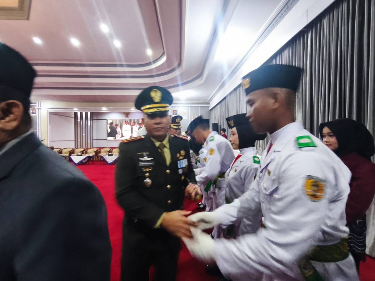 IMG-20260816-WA0444 Usai Dikukuhkan, Paskibraka HST Dapat Pesan Dandim: Jaga Kekompakan dan Konsentrasi