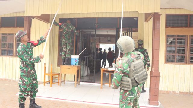 Kodim 1714/PJ Gelar Karya Bakti Merah Putih SMP Negeri 1 Mulia Kab. Puncak Jaya