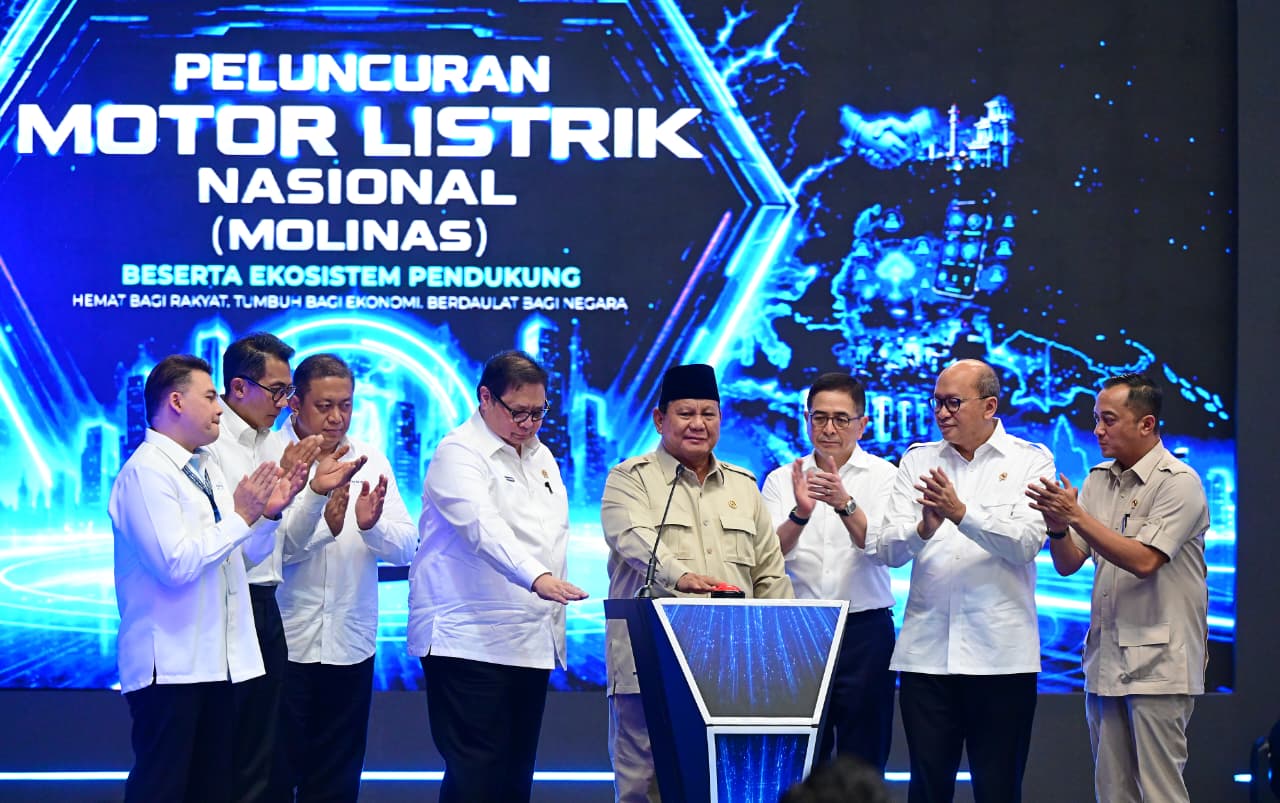 Panglima TNI Hadiri Peluncurkan Motor Listrik Nasional oleh Presiden RI