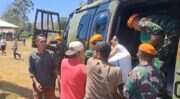 Hari Kesembilan Penanganan Gempa NTT, TNI Kerahkan 8.012 Personel dan Salurkan 803,824 Ton Bantuan