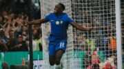 Danny Welbeck Cetak Gol Pertama di Carabao Cup