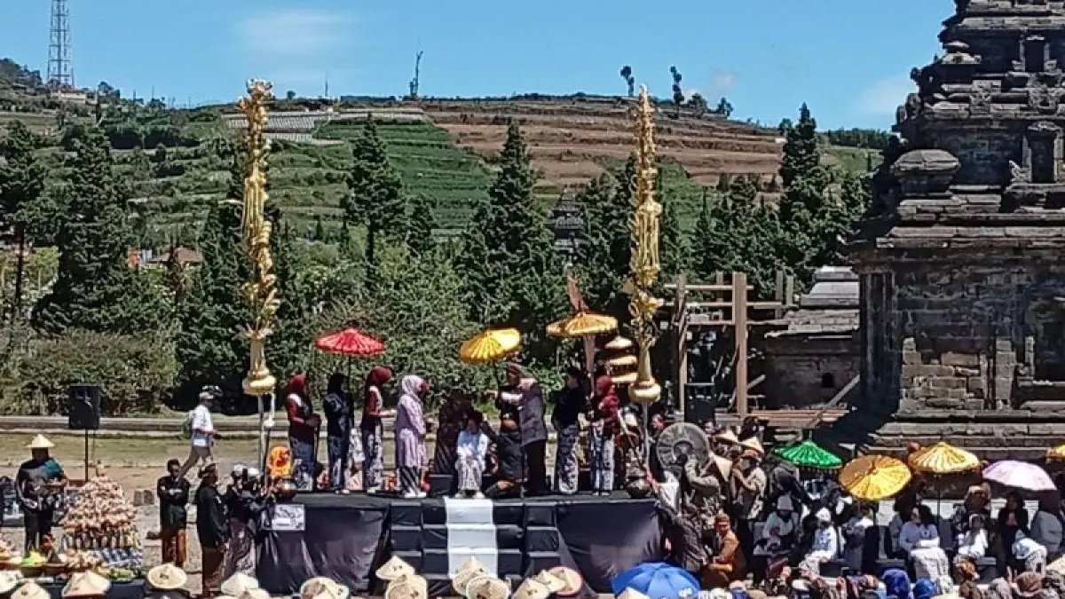 Ruwatan Anak Rambut Gimbal di Dieng Culture Festival 2026
