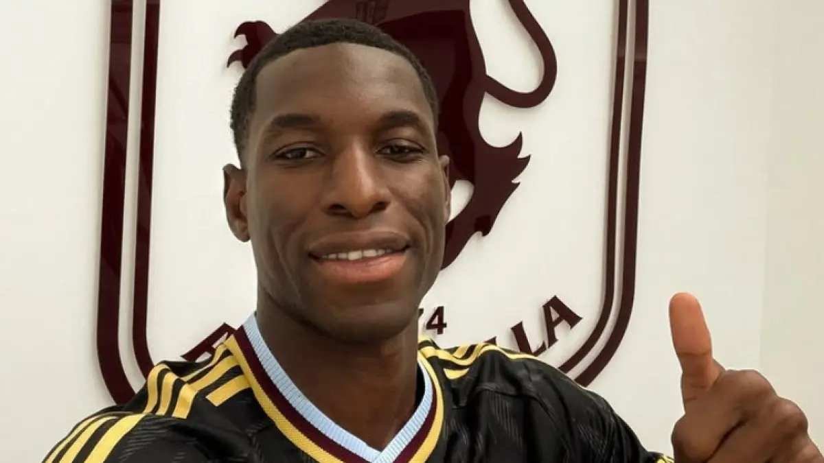 Nicolas Jackson Resmi Bergabung ke Aston Villa