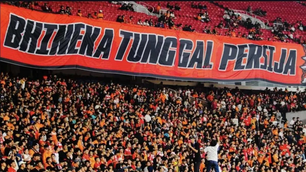 Solidaritas The Jakmania untuk Korban Bencana di NTT dan Kalimantan