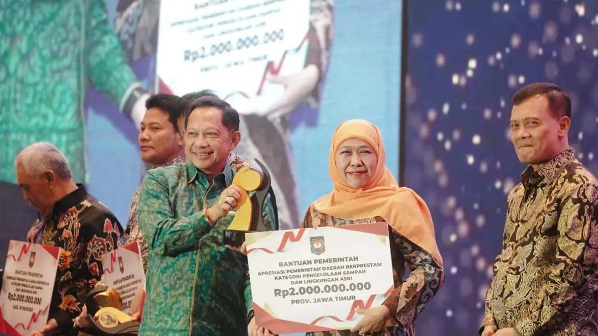 Provinsi Jatim Dinobatkan sebagai Terbaik I dalam Pengolahan Sampah
