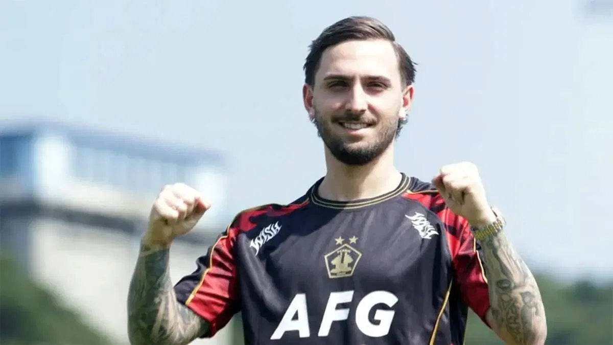 Persik Kediri Rekrut Reno Piscopo untuk Tingkatkan Lini Depan