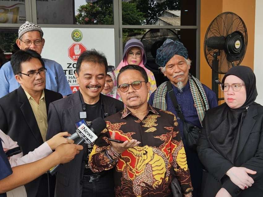Penundaan Sidang Praperadilan Roy Suryo yang Menarik Perhatian