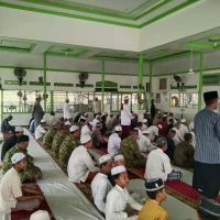 Jalin Kemanunggalan TNI-Rakyat, Kodim 1002/HST Hadir dalam Safari Jumat di Batu Benawa