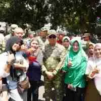 Panglima TNI Hadiri Bazar Bersama Rakyat di Yogyakarta