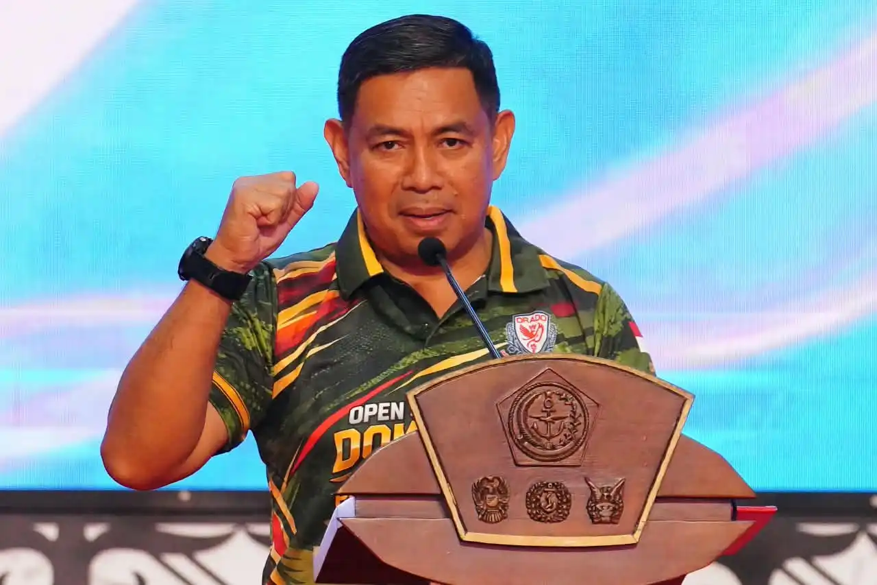 Gelorakan Sportivitas, Panglima TNI Ramaikan Open Tournament Domino Orado (101)