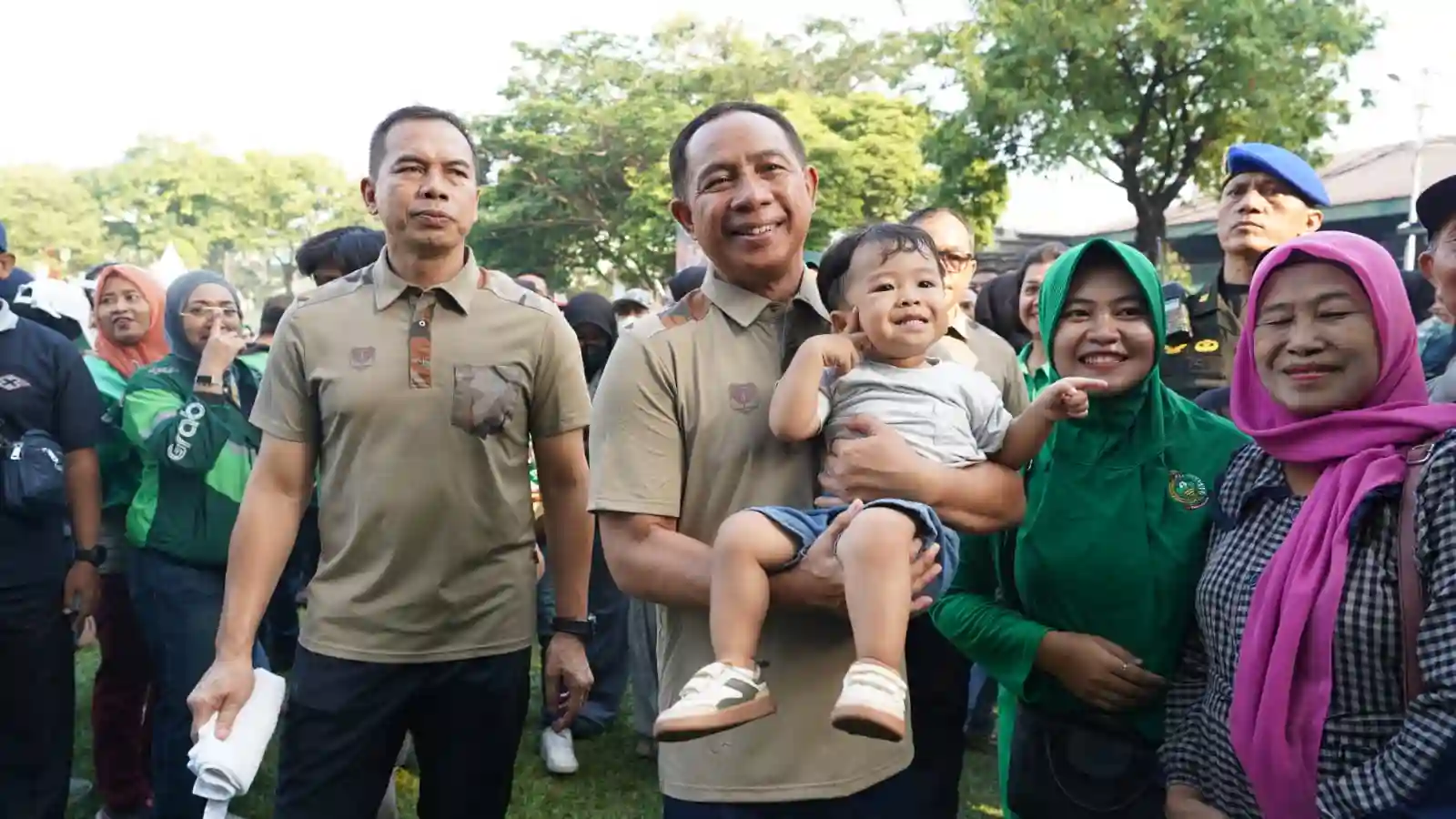 Panglima TNI Hadiri Hit & Eat Kodam Jaya, Perkuat Kebersamaan dengan Masyarakat