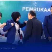 Pengukuhan Ribs Mahasiswa Baru di Universitas Dian Nusantara